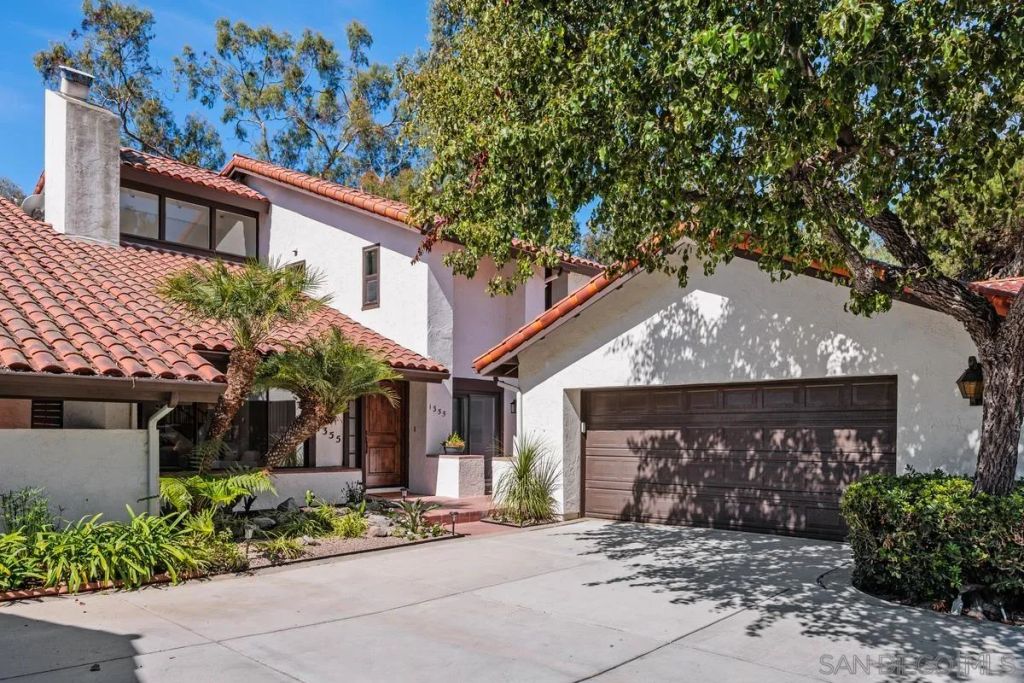 1355 Sun Valley Road, Solana Beach, CA 92075