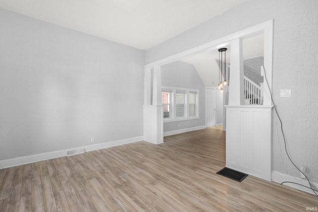 918 W Lasalle Avenue, South Bend, IN 46601