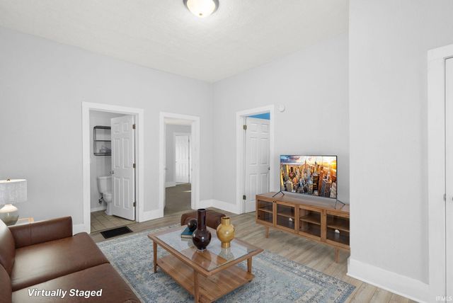 918 W Lasalle Avenue, South Bend, IN 46601