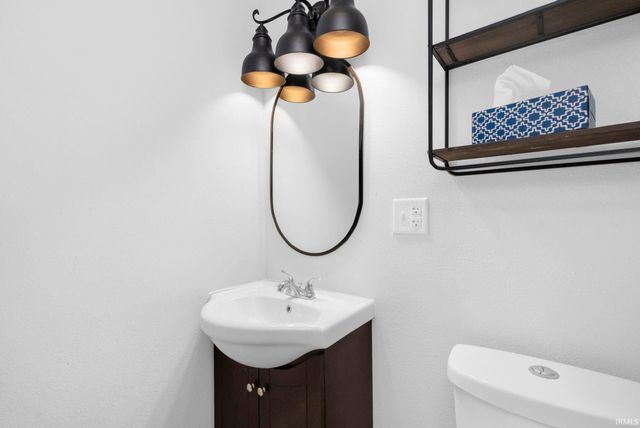 918 W Lasalle Avenue, South Bend, IN 46601