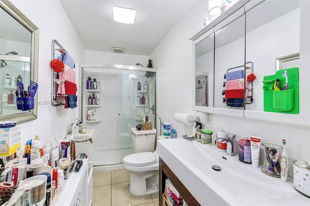 12085 W Dixie Highway, Biscayne Park, FL 33161