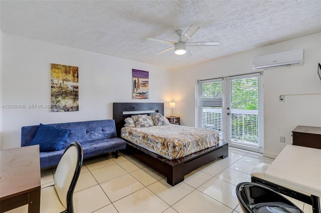 12085 W Dixie Highway, Biscayne Park, FL 33161
