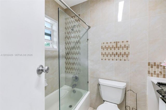 12085 W Dixie Highway, Biscayne Park, FL 33161