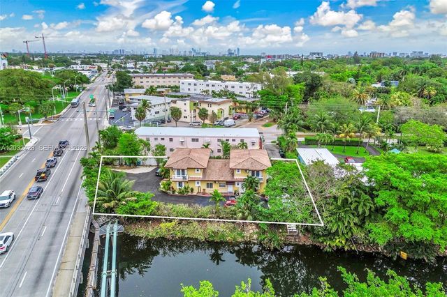 12085 W Dixie Highway, Biscayne Park, FL 33161
