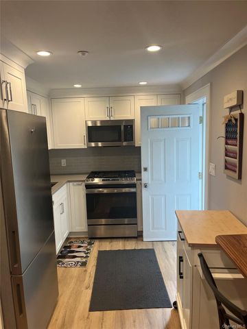 70 Henry Avenue, Harrison, NY 10528