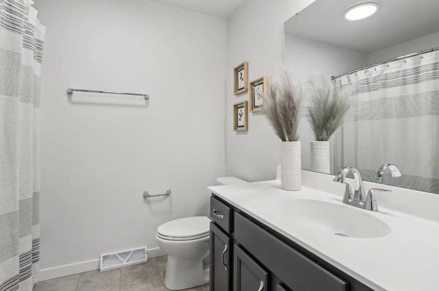 572 Buss Road, Cottage Grove, WI 53527