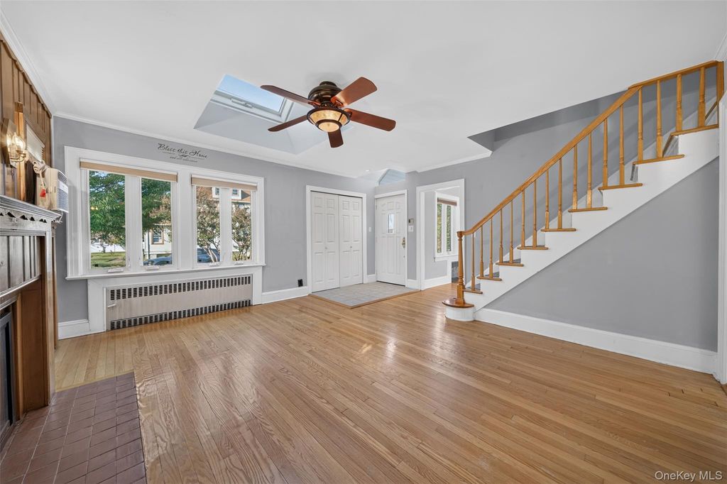 101 Tulip Place, North Bellmore, NY 11710 — photo 5