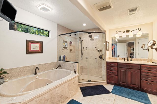 30 SE Bay Drive, Fort Walton Beach, FL 32548