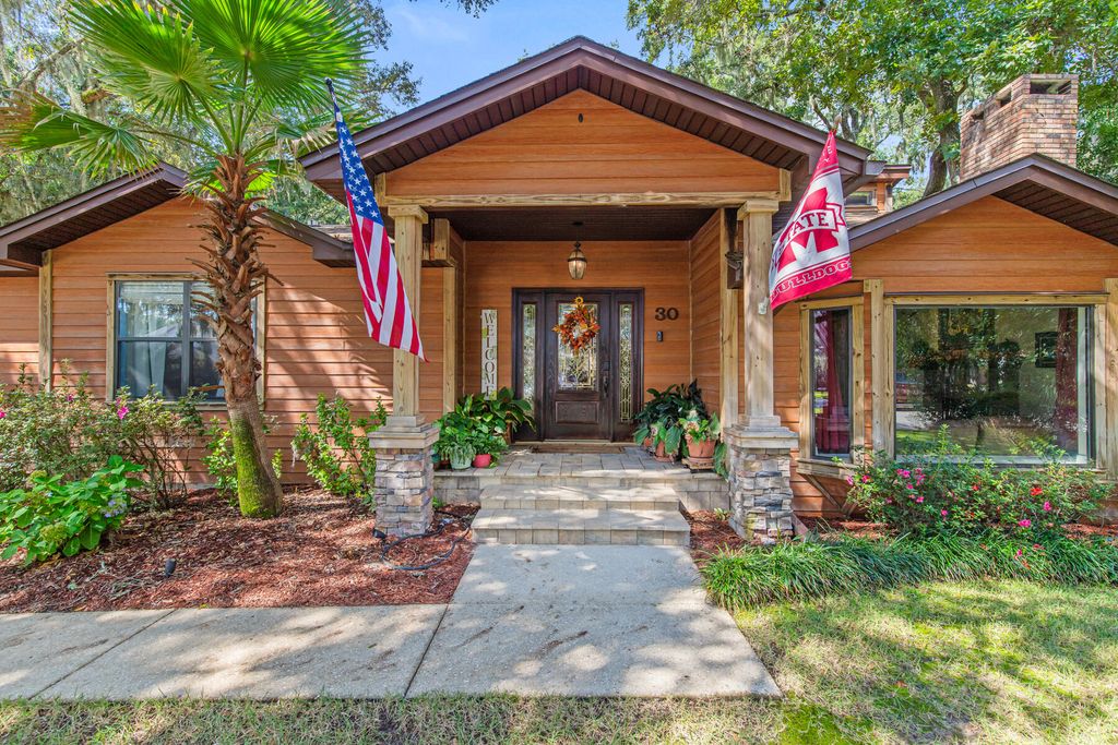 30 SE Bay Drive, Fort Walton Beach, FL 32548