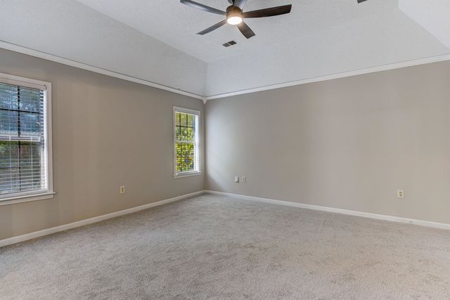 7801 AUTUMN CREEK DR, Memphis, TN 38018