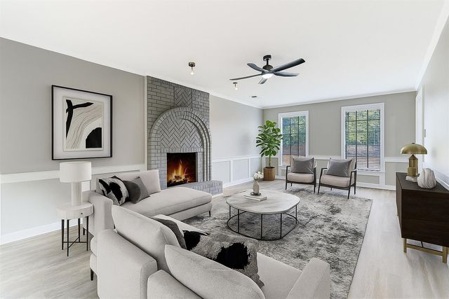 7801 AUTUMN CREEK DR, Memphis, TN 38018