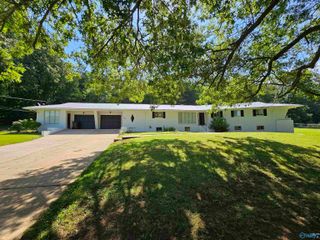 166 Kimberly Drive, Woodville, AL 35776