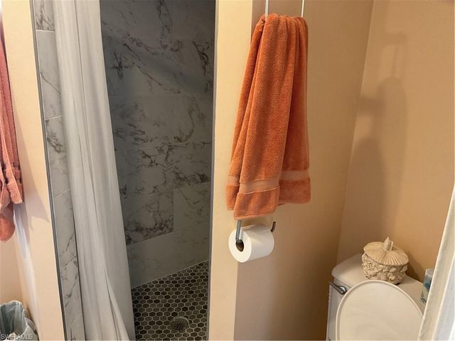 4617 Forest glen DR, North Fort Myers, FL 33903