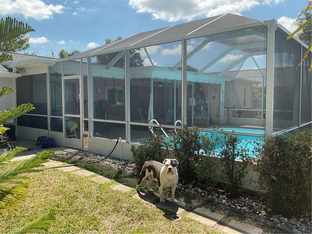 4617 Forest glen DR, North Fort Myers, FL 33903