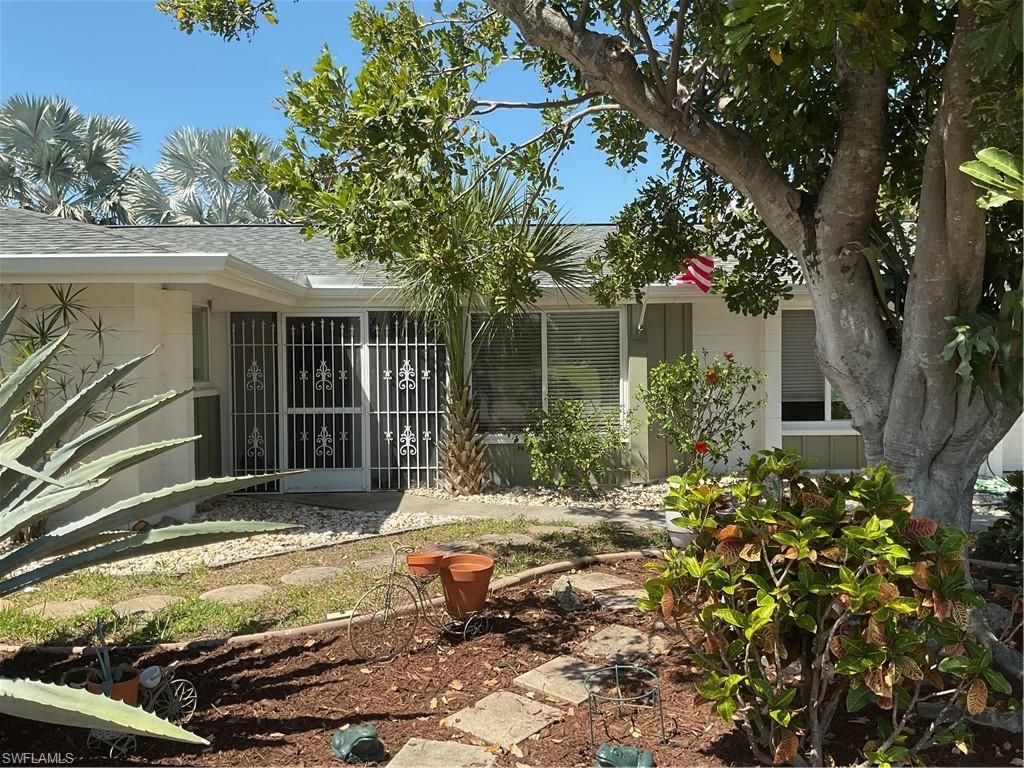 4617 Forest glen DR, NORTH FORT MYERS, FL 33903 — photo 3