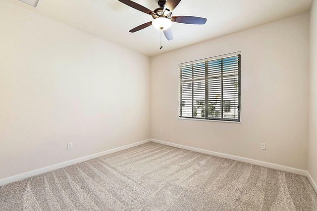105 NW Gardner St, Boca Raton, FL 33432