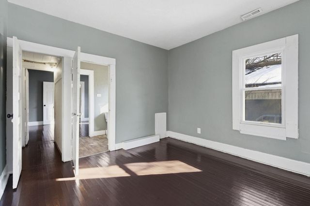 936 S Douglas Avenue, Springfield, MO 65806