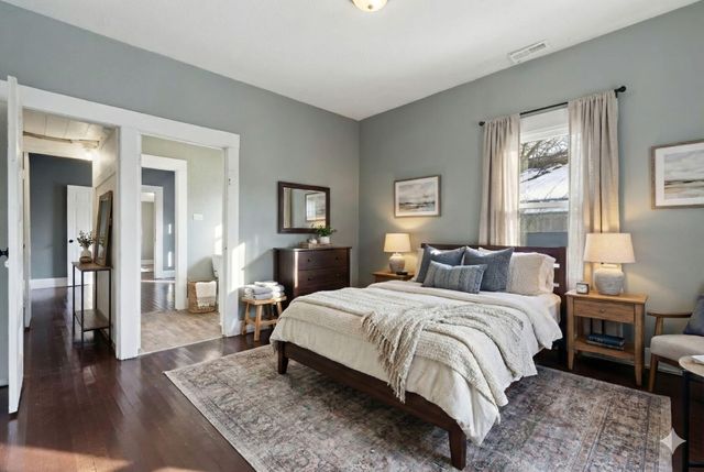 936 S Douglas Avenue, Springfield, MO 65806