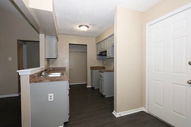 2887 LETREC CV, Memphis, TN 38127
