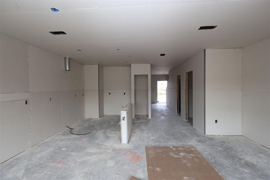 Image 2 of property listing at 4136 CAMPSITE LOOP, Orlando, FL 32824