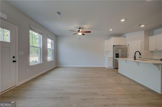 164 Flier Drive, Mcdonough, GA 30253