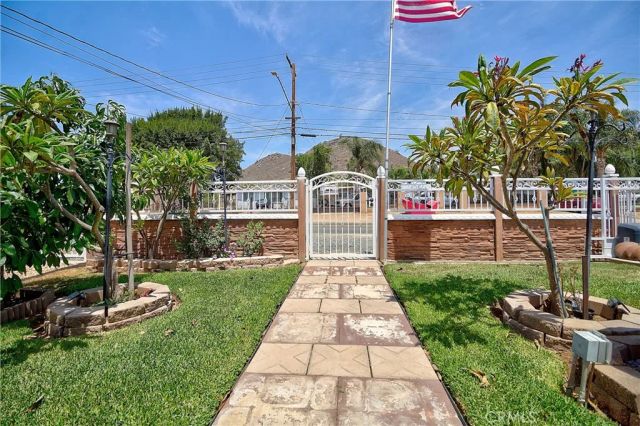 10884 Cypress ave, Riverside, CA 92505
