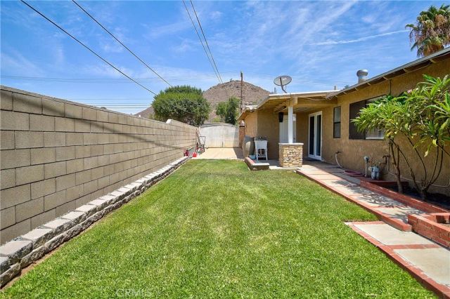 10884 Cypress ave, Riverside, CA 92505