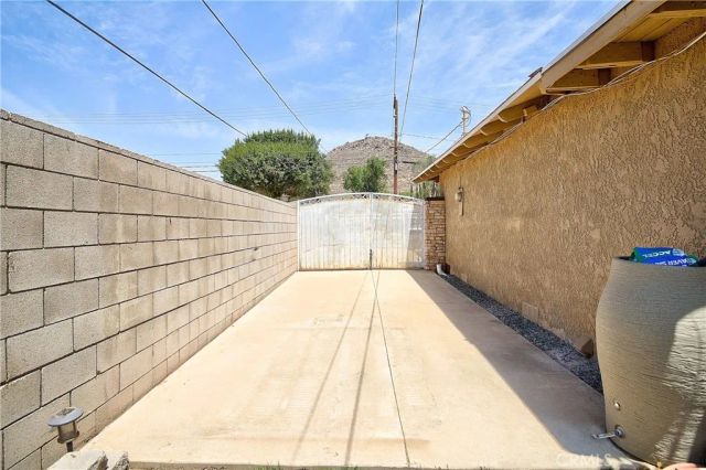 10884 Cypress ave, Riverside, CA 92505