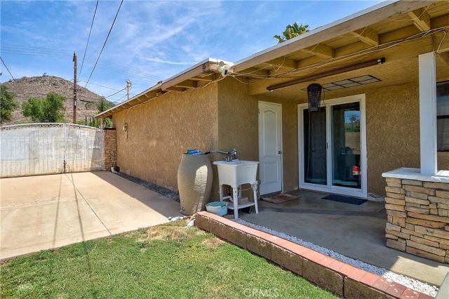 10884 Cypress ave, Riverside, CA 92505