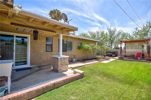 10884 Cypress ave, Riverside, CA 92505
