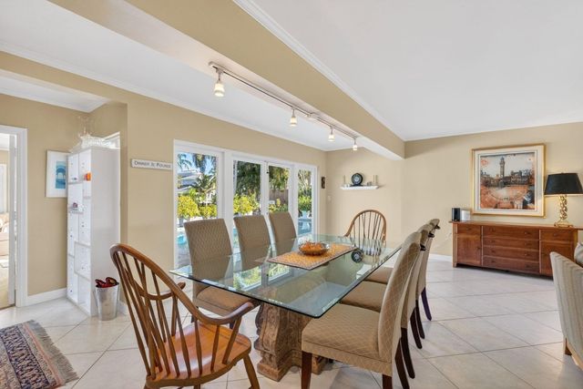 2871 NE 26th Court, Fort Lauderdale, FL 33306