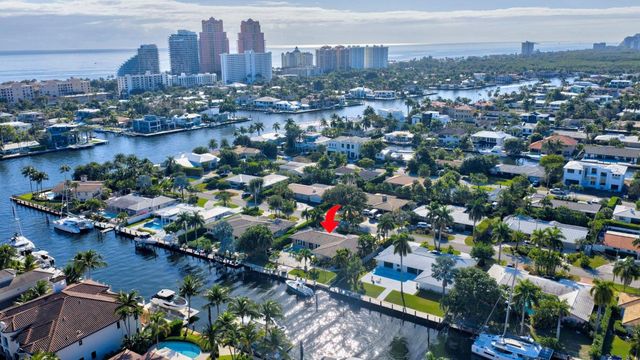 2871 NE 26th Court, Fort Lauderdale, FL 33306