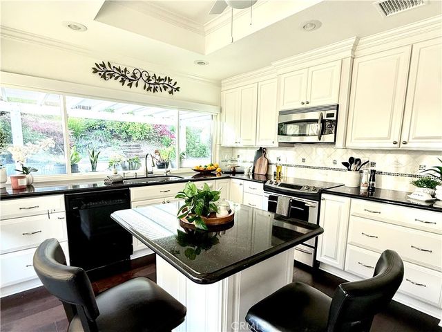 25081 Grissom Road, Laguna Hills, CA 92653