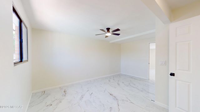 9051 E Cooper Street, Tucson, AZ 85710