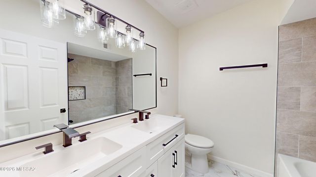 9051 E Cooper Street, Tucson, AZ 85710