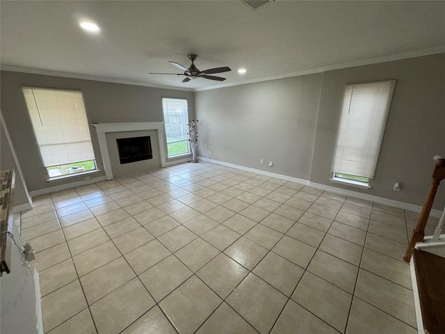 11727 Rolling Stream Drive, Tomball, TX 77375