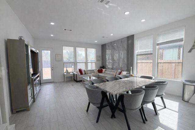 21018 Milazzo Park Trail, Tomball, TX 77377