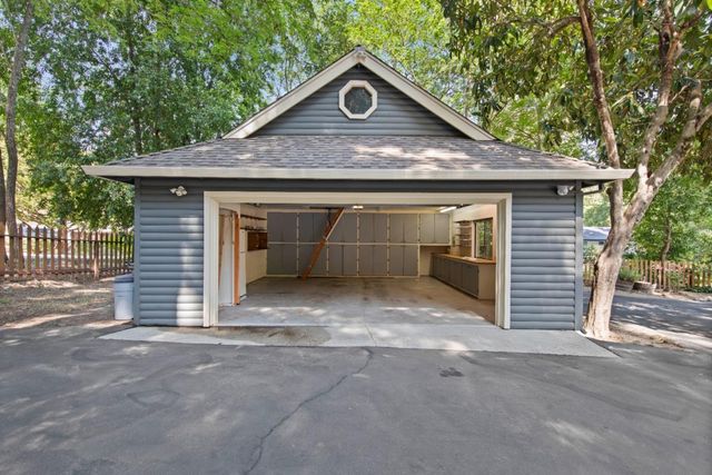 13395 W Park Avenue, Boulder Creek, CA 95006