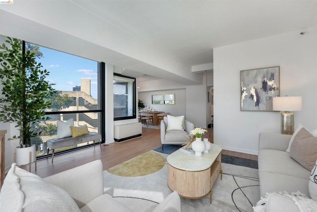 6363 Christie Ave 326, Emeryville, CA 94608