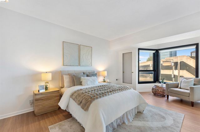6363 Christie Ave 326, Emeryville, CA 94608
