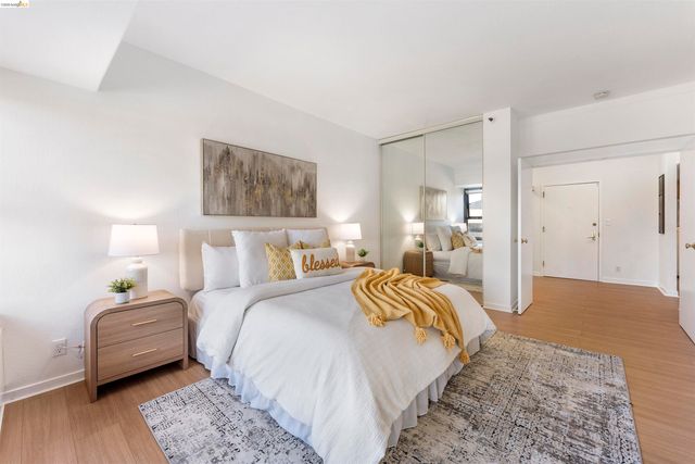 6363 Christie Ave 326, Emeryville, CA 94608
