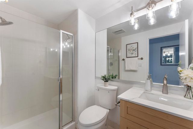 6363 Christie Ave 326, Emeryville, CA 94608