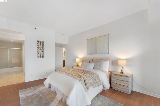 6363 Christie Ave 326, Emeryville, CA 94608
