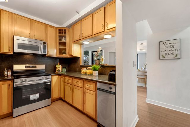 6363 Christie Ave 326, Emeryville, CA 94608