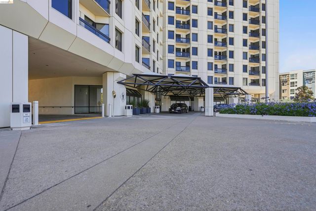 6363 Christie Ave 326, Emeryville, CA 94608