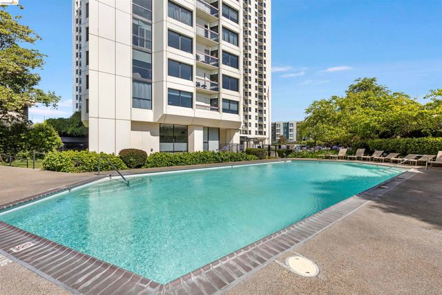 6363 Christie Ave 326, Emeryville, CA 94608