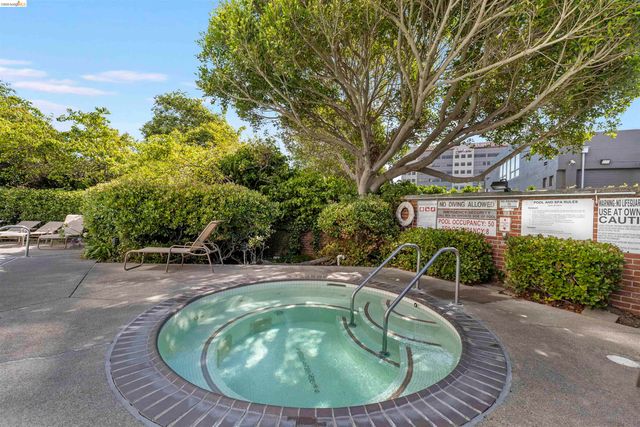 6363 Christie Ave 326, Emeryville, CA 94608