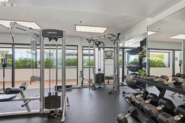 6363 Christie Ave 326, Emeryville, CA 94608