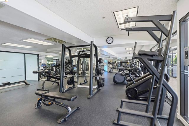 6363 Christie Ave 326, Emeryville, CA 94608