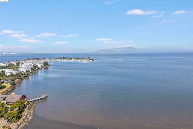 6363 Christie Ave 326, Emeryville, CA 94608